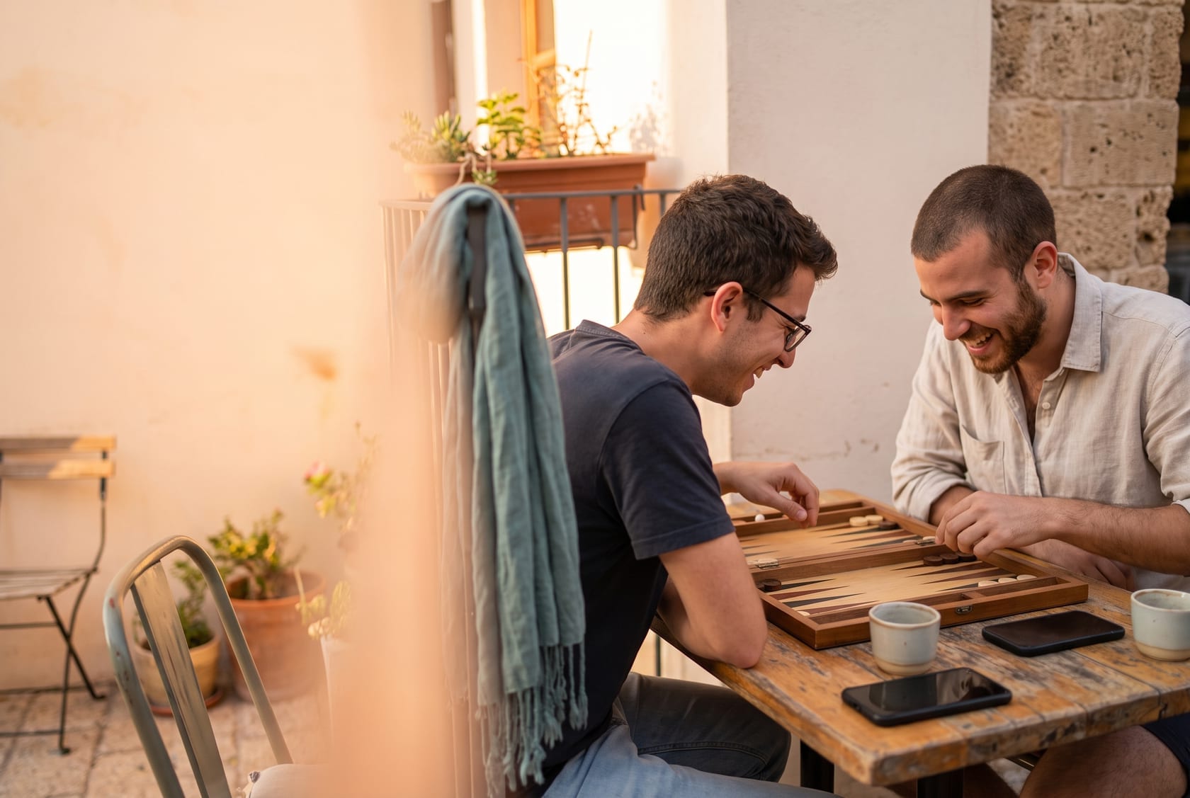 NETO Freelancers: Invoice Like a Freelancer, Get Employee Rights · NETO ("נטו עבודה")